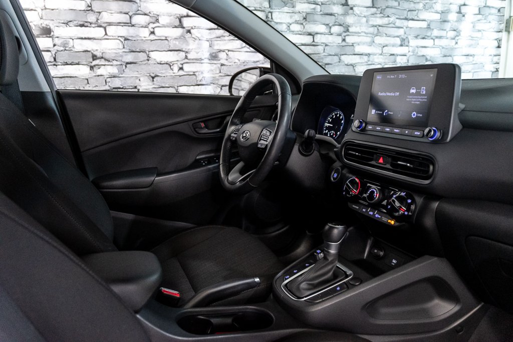 2022 Hyundai Kona PREFERRED SIEGES CHAUFFANTS A/C CAMERA MAGS in Montréal, Quebec - 22 - w1024h768px