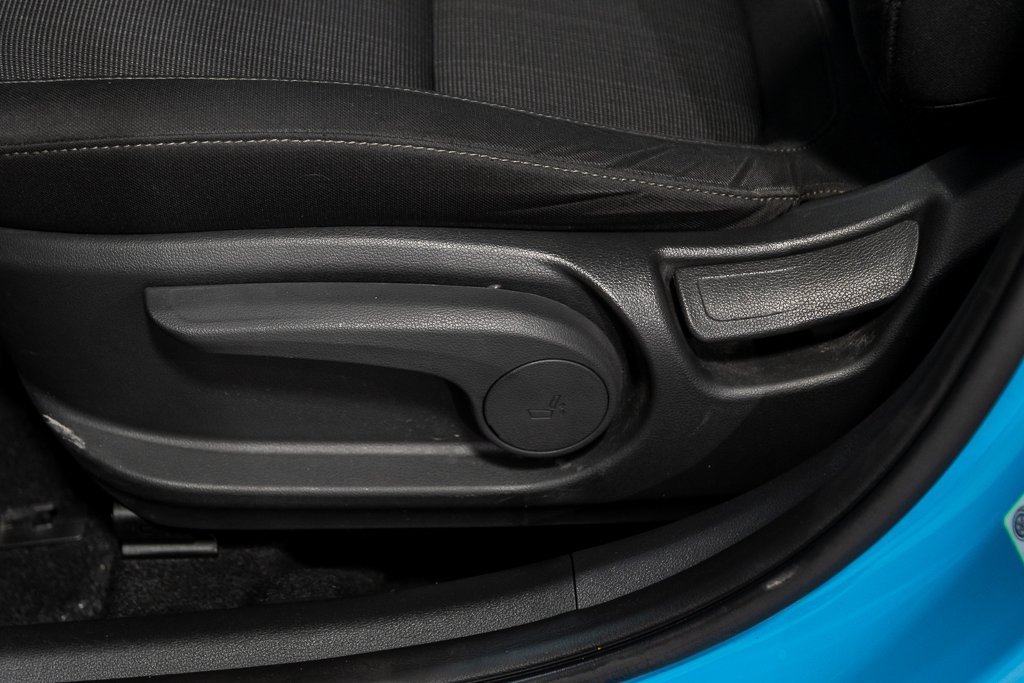 Hyundai Kona PREFERRED SIEGES CHAUFFANTS A/C CAMERA MAGS 2022 à Montréal, Québec - 17 - w1024h768px