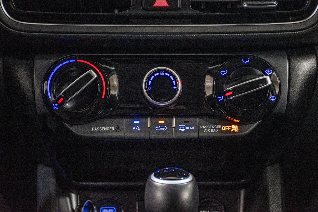 2023 Hyundai Kona PREFERRED AWD SIEGES CHAUFFANTS A/C CAMERA MAGS in Montréal, Quebec - 27 - w1024h768px