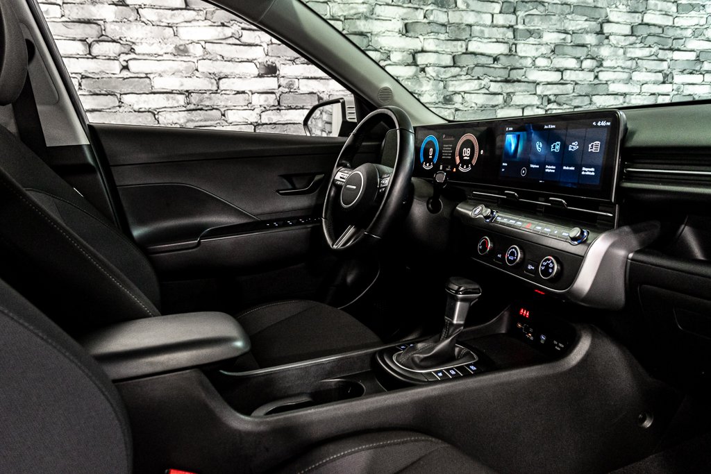 Hyundai Kona PREFERRED DÉMARREUR SIEGES & VOLANT CHAUFFANTS CAM 2025 à Montréal, Québec - 22 - w1024h768px
