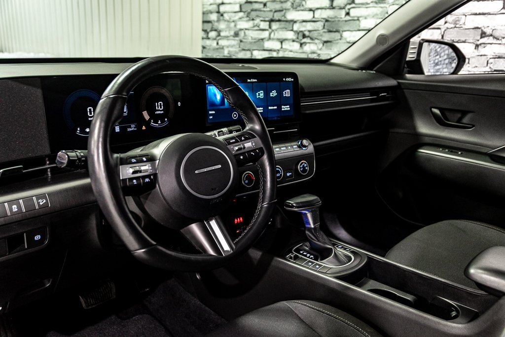 Hyundai Kona PREFERRED DÉMARREUR SIEGES & VOLANT CHAUFFANTS CAM 2025 à Montréal, Québec - 20 - w1024h768px
