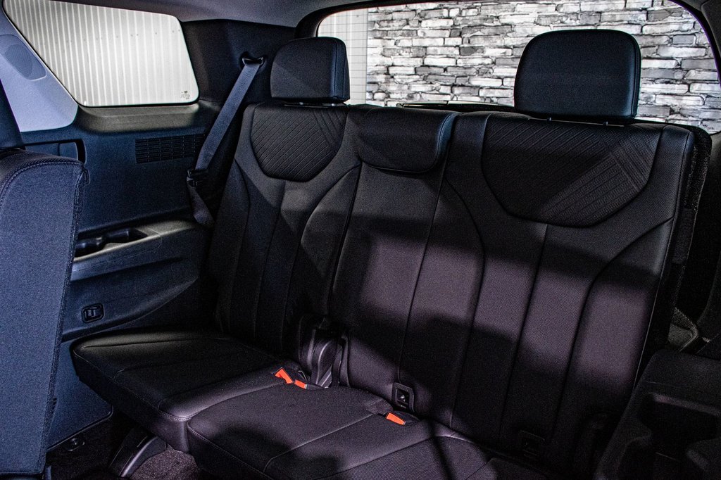 2024 Hyundai Palisade URBAN AWD TOIT OUVRANT GPS 8 PASSAGERS in Montréal, Quebec - 26 - w1024h768px
