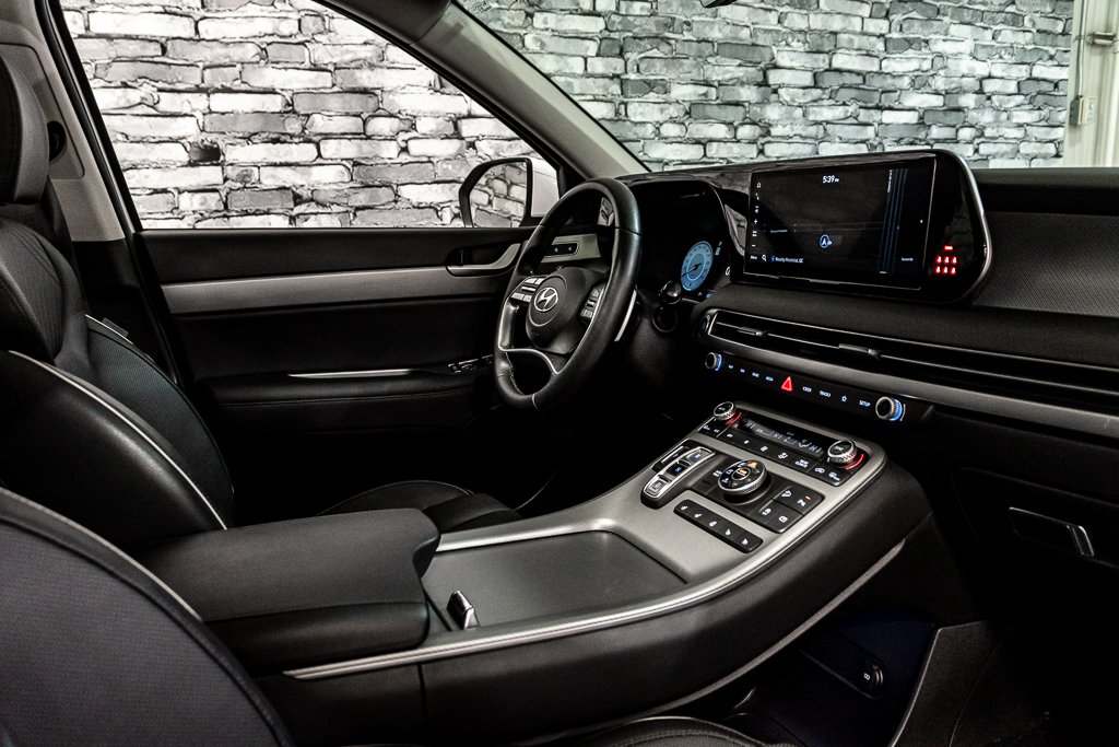 Hyundai Palisade URBAN V6 3.8L AWD TOIT OUVRANT GPS CUIR CAMERA 2025 à Montréal, Québec - 35 - w1024h768px