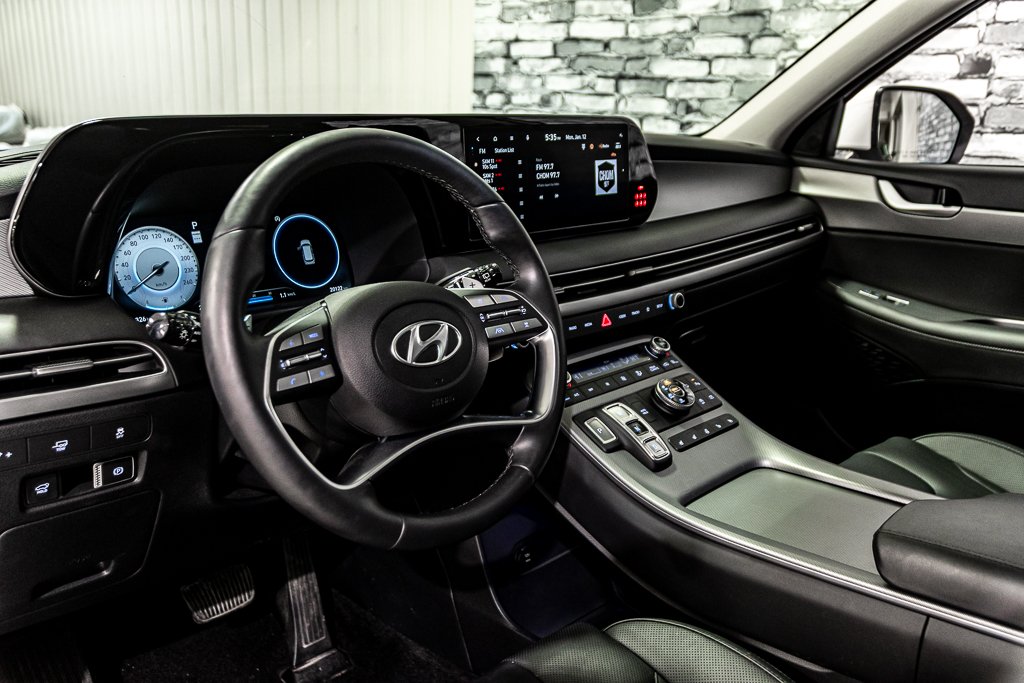 Hyundai Palisade URBAN V6 3.8L AWD TOIT OUVRANT GPS CUIR CAMERA 2025 à Montréal, Québec - 19 - w1024h768px