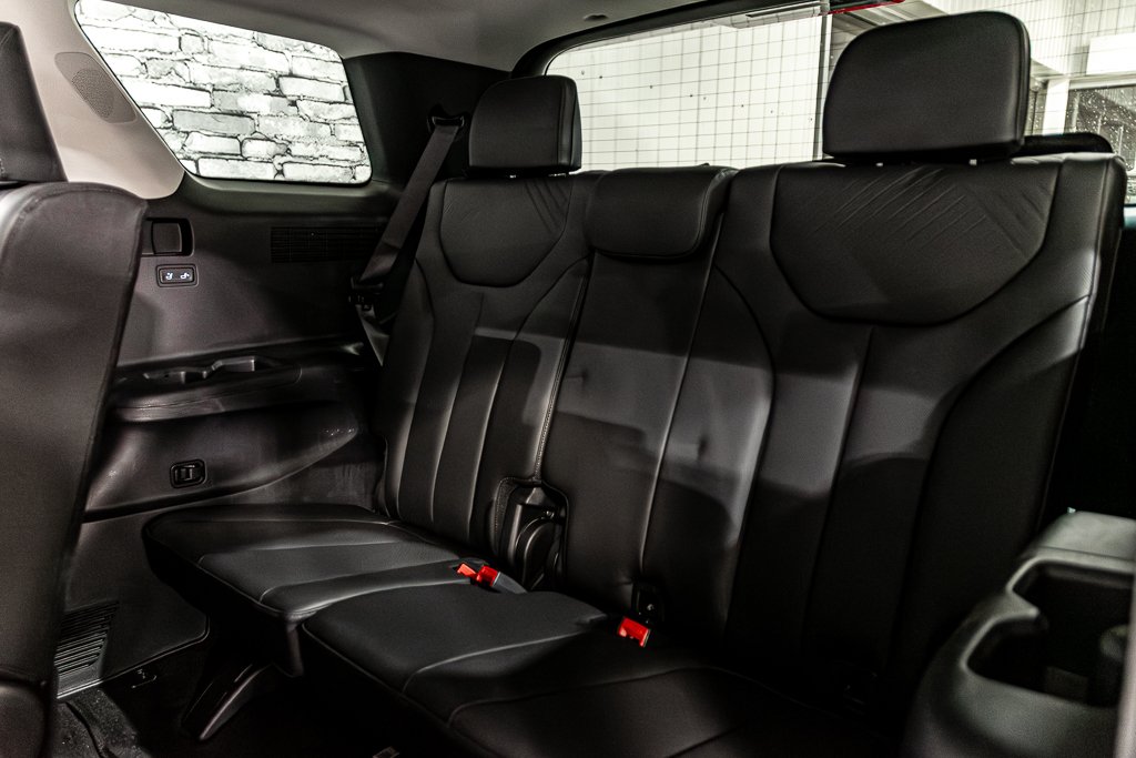 Hyundai Palisade URBAN V6 3.8L AWD TOIT OUVRANT GPS CUIR CAMERA 2025 à Montréal, Québec - 24 - w1024h768px