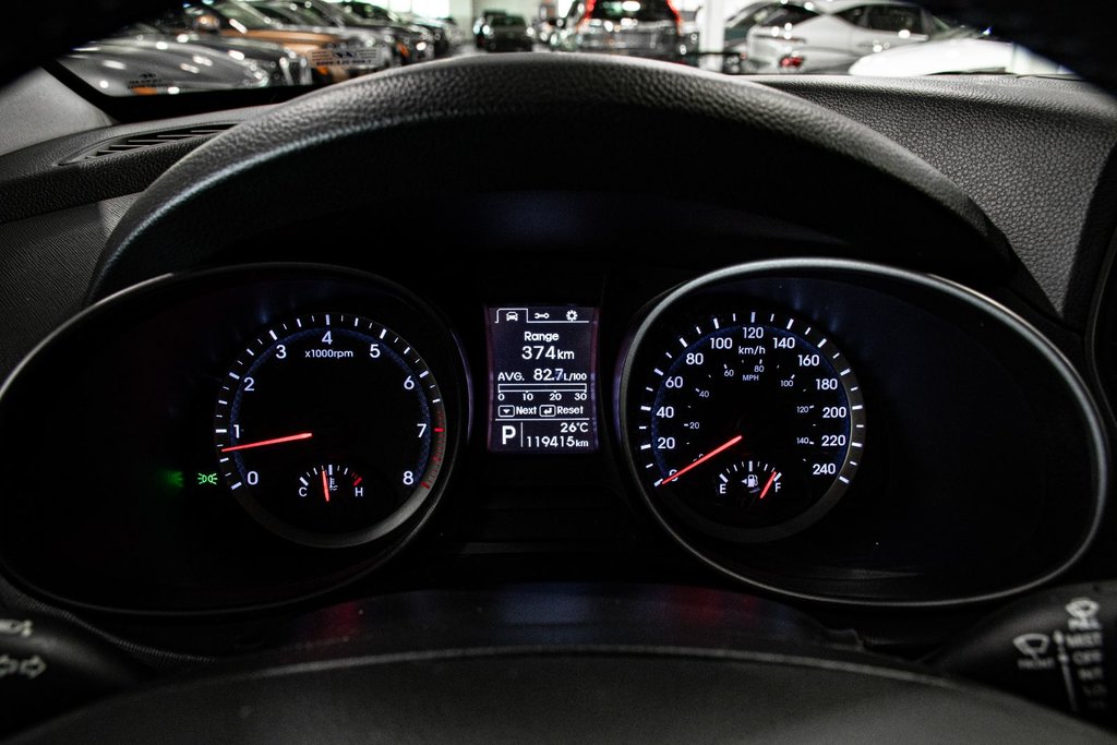 2014 Hyundai Santa Fe Sport PREMIUM AWD SIÈGES CHAUFFANTS A/C BLUETOOTH in Montréal, Quebec - 32 - w1024h768px