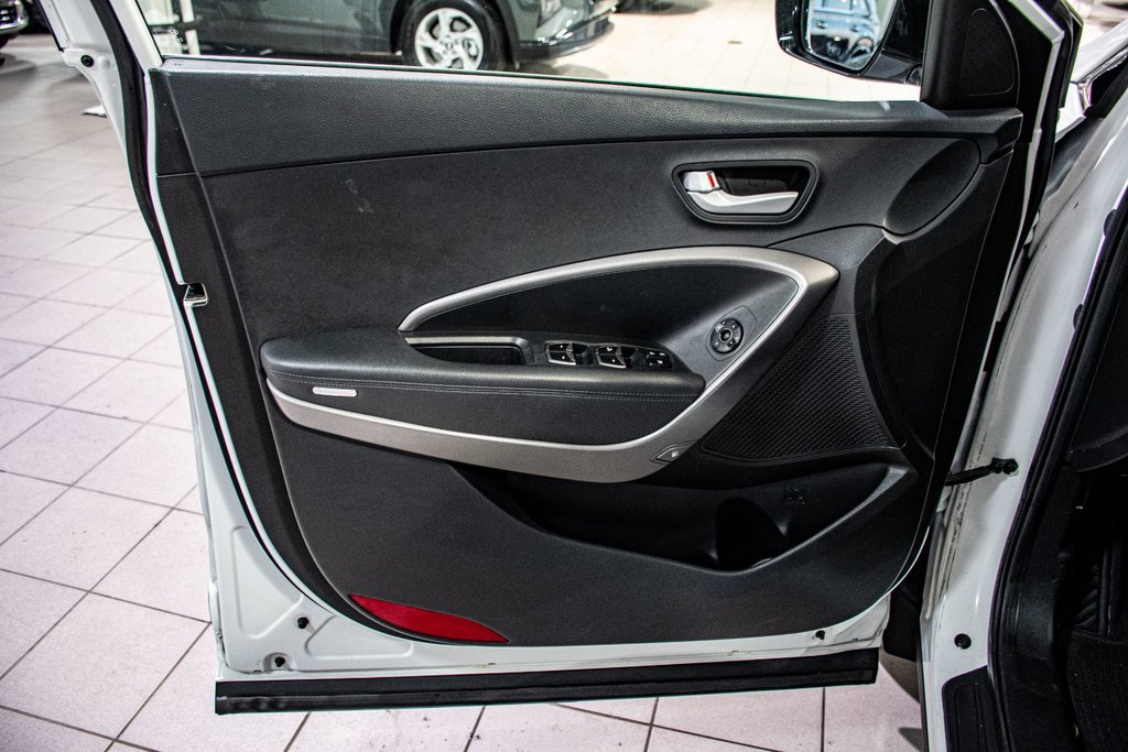 Hyundai Santa Fe Sport PREMIUM AWD SIÈGES CHAUFFANTS A/C BLUETOOTH 2014 à Montréal, Québec - 17 - w1024h768px