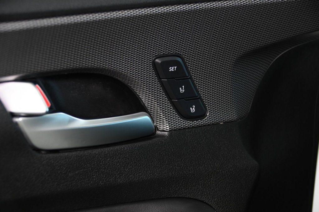 Hyundai Santa Fe ULTIMATE AWD TOIT PANORAMIQUE NAVI CARPLAY BLULINK 2019 à Montréal, Québec - 15 - w1024h768px