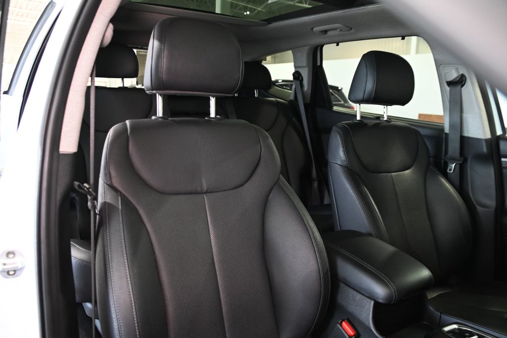 Hyundai Santa Fe ULTIMATE AWD TOIT PANORAMIQUE NAVI CARPLAY BLULINK 2019 à Montréal, Québec - 11 - w1024h768px