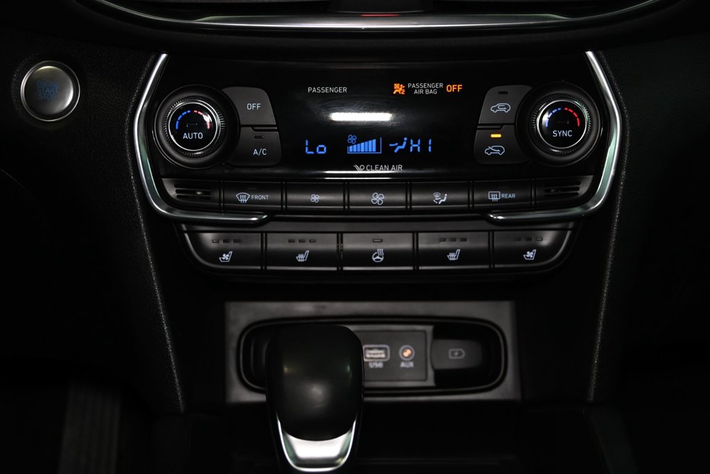 Hyundai Santa Fe ULTIMATE AWD TOIT PANORAMIQUE NAVI CARPLAY BLULINK 2019 à Montréal, Québec - 42 - w1024h768px