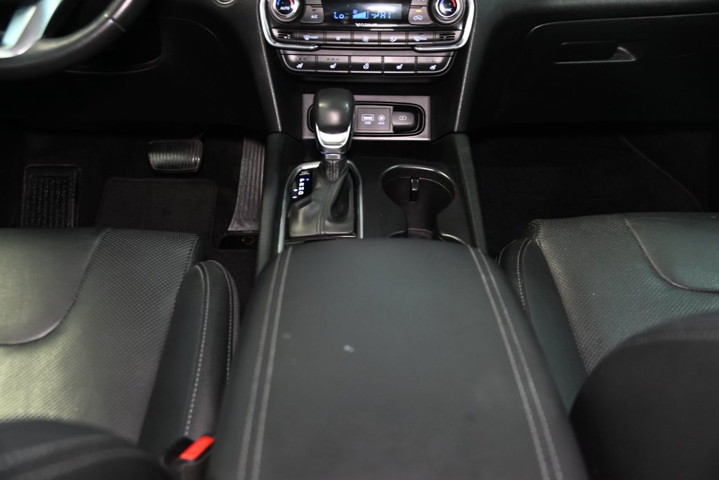 Hyundai Santa Fe ULTIMATE AWD TOIT PANORAMIQUE NAVI CARPLAY BLULINK 2019 à Montréal, Québec - 44 - w1024h768px