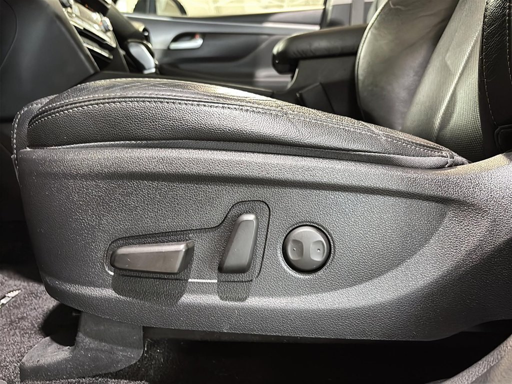 Hyundai Santa Fe PREFERRED TOIT AWD CUIR CHAUFFANTS CAM. DEMARREUR 2020 à Montréal, Québec - 21 - w1024h768px