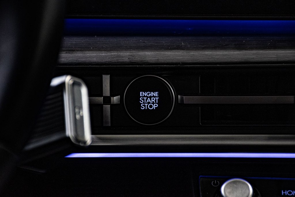 Hyundai Santa Fe LUXURY TOIT CUIR CARPLAY BLUELINK CAMERA 360 2024 à Montréal, Québec - 31 - w1024h768px