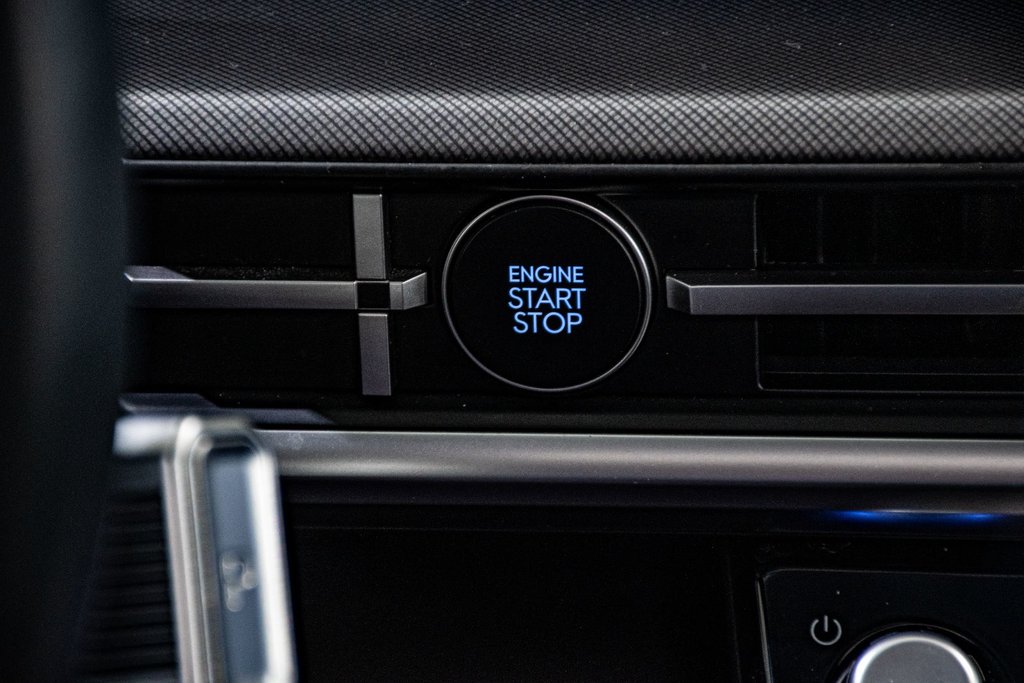 Hyundai Santa Fe XRT TOIT CUIR CARPLAY BLUELINK CAMERA DEMARREUR 2025 à Montréal, Québec - 29 - w1024h768px