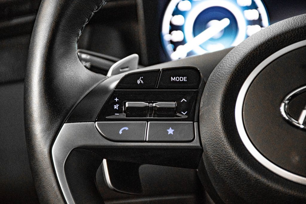 2022 Hyundai Tucson Hybrid LUXURY AWD CECI EST UN 2023 AU PRIX D'UN 2022 in Montréal, Quebec - 33 - w1024h768px