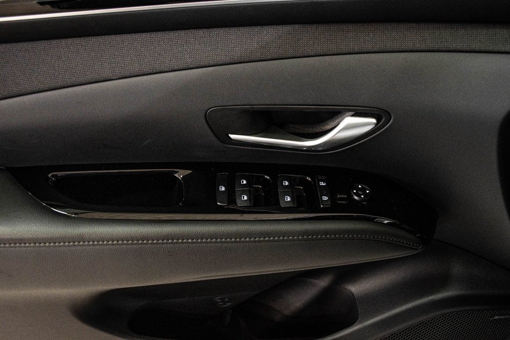 2022 Hyundai Tucson Hybrid LUXURY AWD CECI EST UN 2023 AU PRIX D'UN 2022 in Montréal, Quebec - 17 - w1024h768px