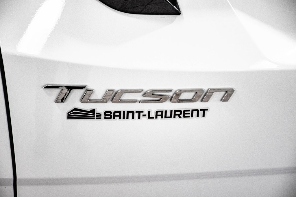 2022 Hyundai Tucson Hybrid LUXURY AWD CECI EST UN 2023 AU PRIX D'UN 2022 in Montréal, Quebec - 12 - w1024h768px