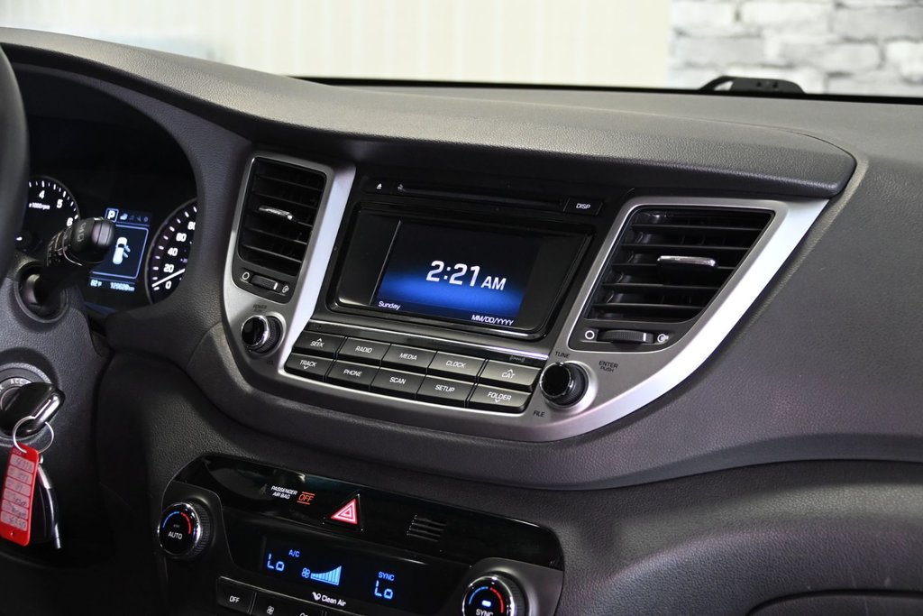 2017 Hyundai Tucson SE AWD TOIT PANORAMIQUE CUIR CAMERA ANGLE MORT in Montréal, Quebec - 16 - w1024h768px