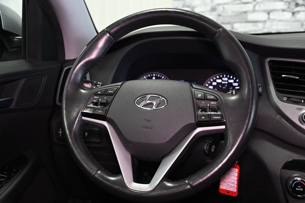 2017 Hyundai Tucson SE AWD TOIT PANORAMIQUE CUIR CAMERA ANGLE MORT in Montréal, Quebec - 30 - w1024h768px