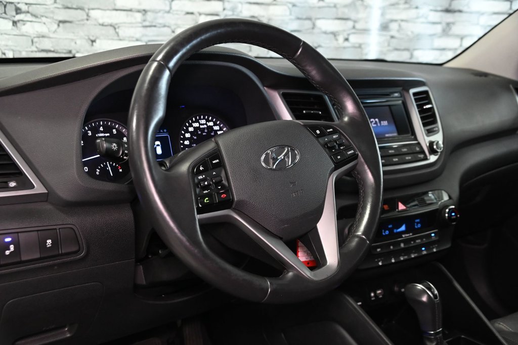 2017 Hyundai Tucson SE AWD TOIT PANORAMIQUE CUIR CAMERA ANGLE MORT in Montréal, Quebec - 17 - w1024h768px
