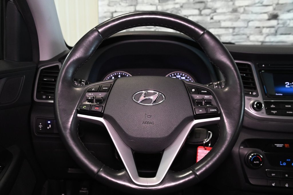 2017 Hyundai Tucson SE AWD TOIT PANORAMIQUE CUIR CAMERA ANGLE MORT in Montréal, Quebec - 29 - w1024h768px
