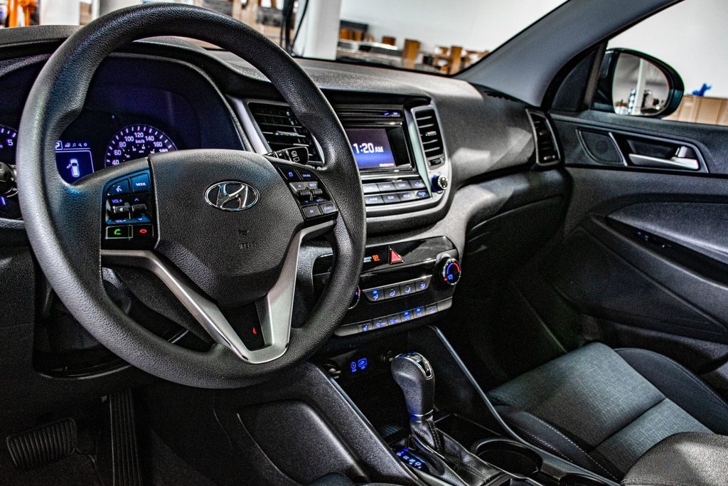 Hyundai Tucson BASE A/C SIEGES CHAUFFANTS CAMERA BLUETOOTH 2018 à Montréal, Québec - 13 - w1024h768px
