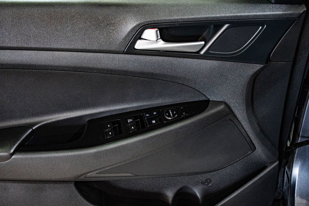 Hyundai Tucson BASE A/C SIEGES CHAUFFANTS CAMERA BLUETOOTH 2018 à Montréal, Québec - 15 - w1024h768px
