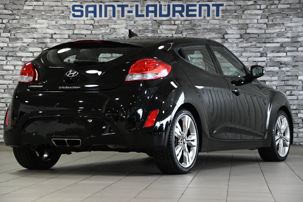 Hyundai Veloster TECH CAMERA SYSTEME DE SON DIMENSION TOIT PANO 2016 à Montréal, Québec - 7 - w1024h768px