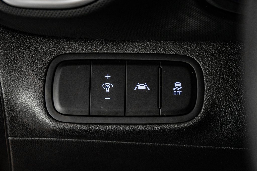2022 Hyundai Venue PREFERRED CARPLAY SIEGES&VOLANT CHAUFFANTS CAMERA in Montréal, Quebec - 31 - w1024h768px