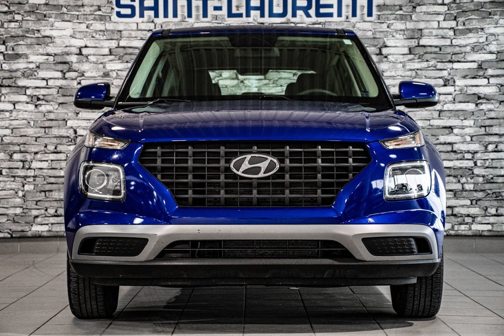 Hyundai Venue ESSENTIAL CAMERA SIEGES CHAUFFANTS A/C BLUETOOTH 2022 à Montréal, Québec - 4 - w1024h768px