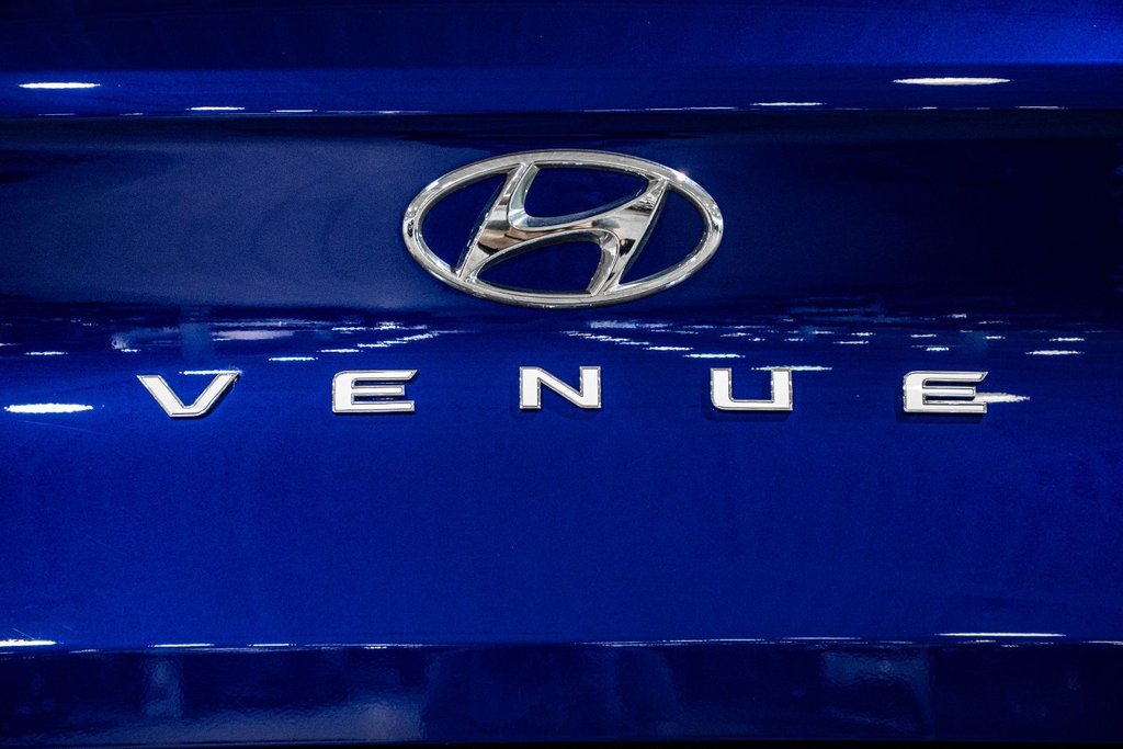 Hyundai Venue ESSENTIAL CAMERA SIEGES CHAUFFANTS A/C BLUETOOTH 2022 à Montréal, Québec - 11 - w1024h768px