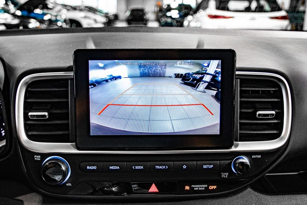 Hyundai Venue ESSENTIAL CAMERA SIEGES CHAUFFANTS A/C BLUETOOTH 2022 à Montréal, Québec - 23 - w1024h768px
