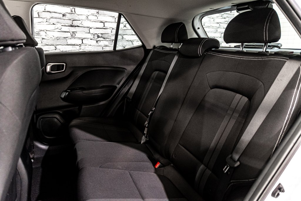 Hyundai Venue PREFERRED CARPLAY SIEGES&VOLANT CHAUFFANTS CAMERA 2022 à Montréal, Québec - 25 - w1024h768px