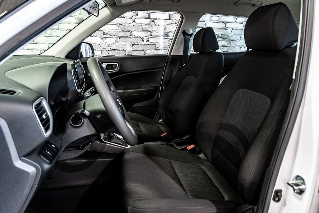 2022 Hyundai Venue ESSENTIEL CAMERA SIEGES CHAUFFANTS A/C BLUETOOTH in Montréal, Quebec - 20 - w1024h768px