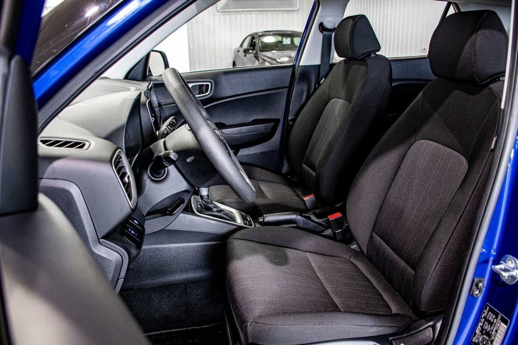 Hyundai Venue CAMERA  A/C CLIMATISE  SIEGES CHAUFFFANTSBLUETOOTH 2022 à Montréal, Québec - 4 - w1024h768px