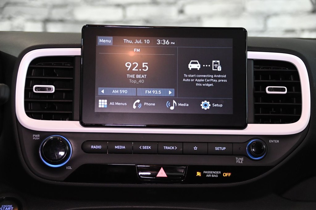 2023 Hyundai Venue ULTIMATE TOIT CARPLAY CAMERA DEM A DIST in Montréal, Quebec - 35 - w1024h768px