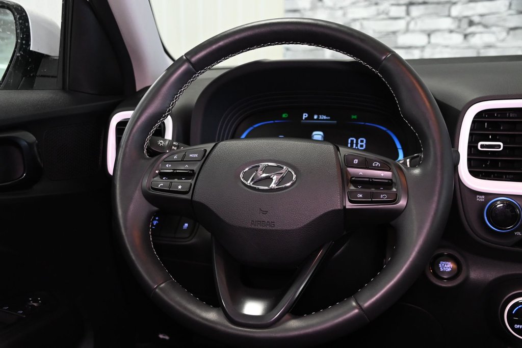 2023 Hyundai Venue ULTIMATE TOIT CARPLAY CAMERA DEM A DIST in Montréal, Quebec - 33 - w1024h768px