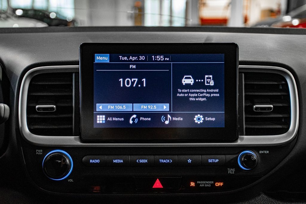 2023 Hyundai Venue ESSENTIAL A/C CAMERA SIEGES CHAUFFANTS BLUETOOTH in Montréal, Quebec - 20 - w1024h768px