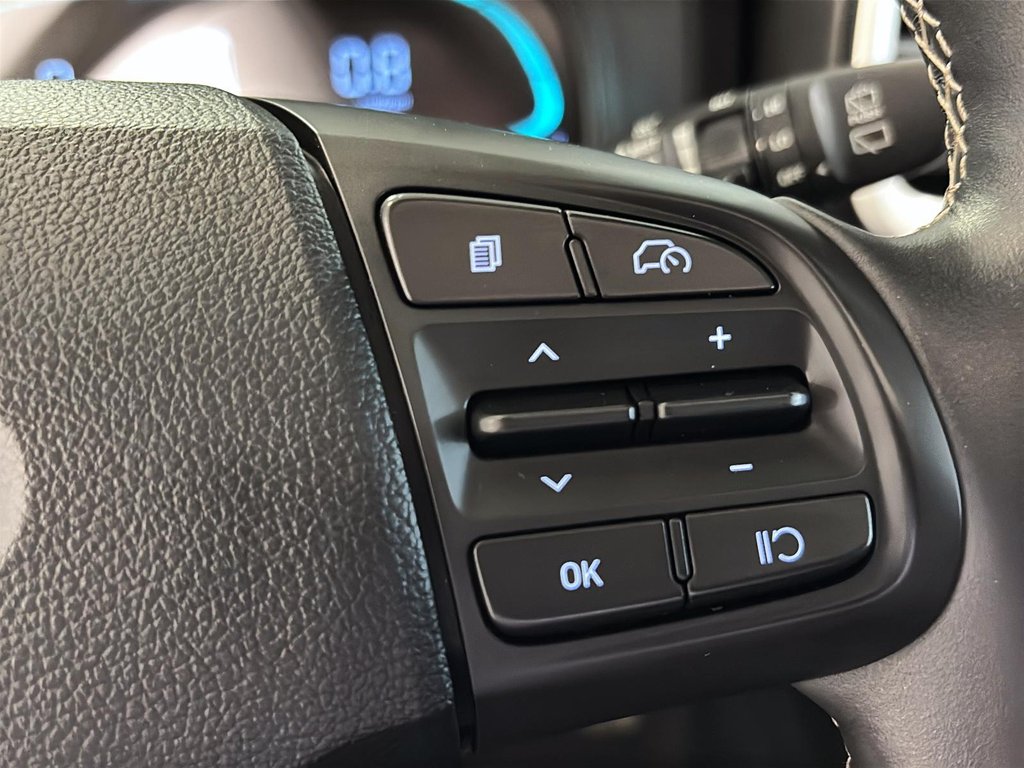 Hyundai Venue ULTIMATE TOIT BLUELINK CARPLAY CAMERA NAVI 2023 à Montréal, Québec - 26 - w1024h768px