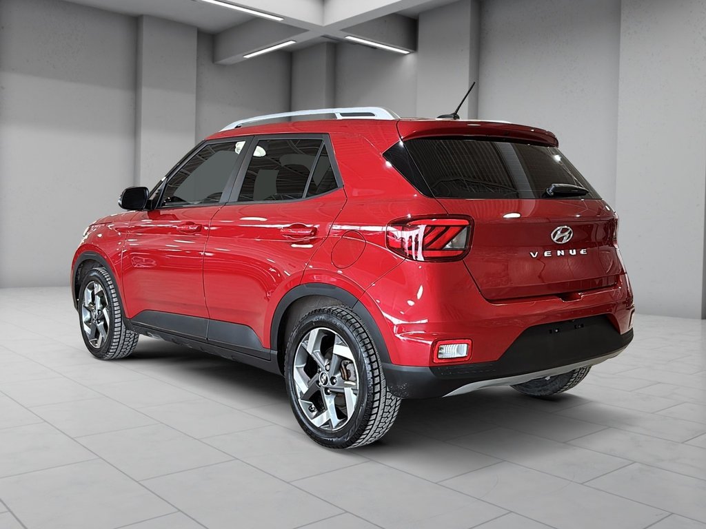 Hyundai Venue ULTIMATE TOIT BLUELINK CARPLAY CAMERA NAVI 2023 à Montréal, Québec - 6 - w1024h768px