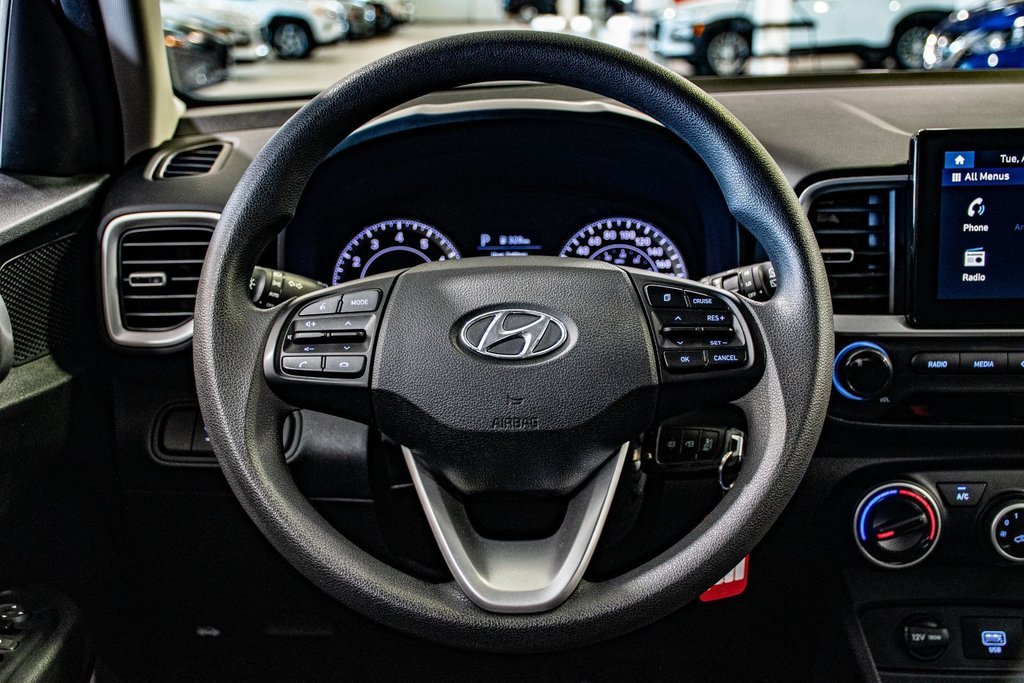 Hyundai Venue ESSENTIAL A/C CAMERA SIEGES CHAUFFANTS BLUETOOTH 2024 à Montréal, Québec - 29 - w1024h768px