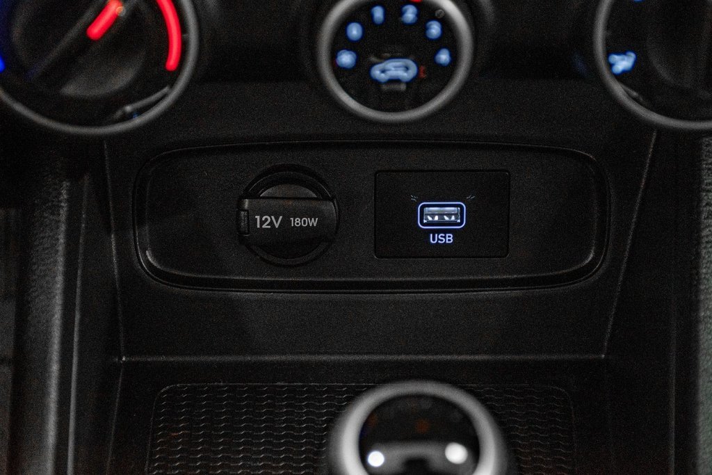 Hyundai Venue ESSENTIAL A/C CAMERA SIEGES CHAUFFANTS BLUETOOTH 2024 à Montréal, Québec - 25 - w1024h768px