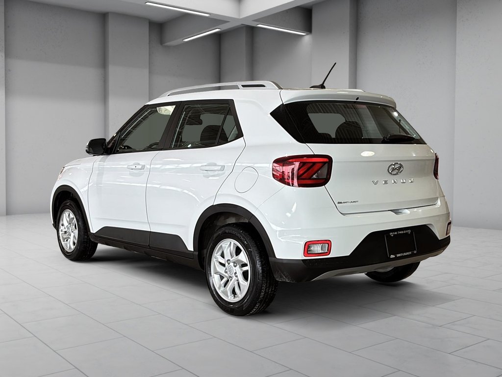 2024 Hyundai Venue PREFERRED CAMERA SIEGES ET VOLANT CHAUFFANT MAGS in Montréal, Quebec - 6 - w1024h768px