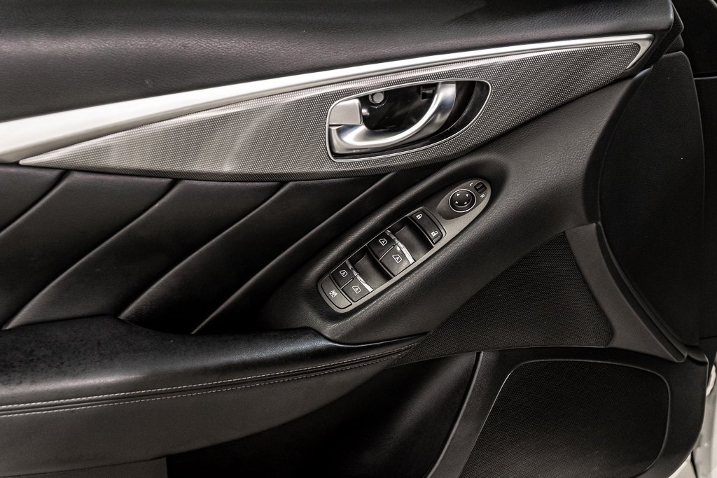 Infiniti Q50 SPORT V6 3.7L AWD CAMERA CUIR VITRES TEINTÉES 2015 à Montréal, Québec - 19 - w1024h768px
