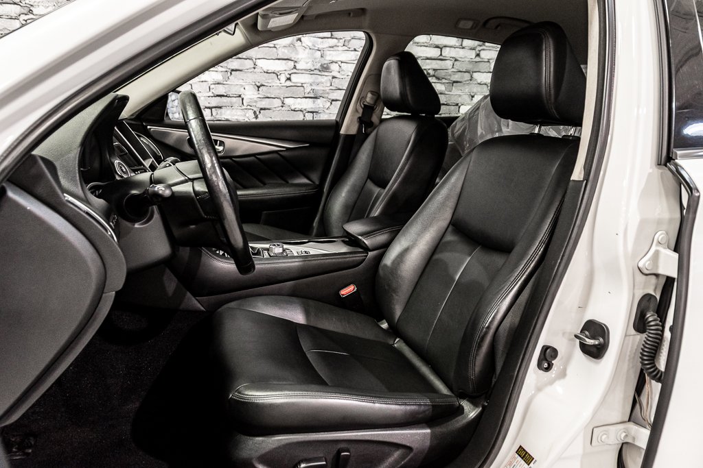 Infiniti Q50 SPORT V6 3.7L AWD CAMERA CUIR VITRES TEINTÉES 2015 à Montréal, Québec - 24 - w1024h768px