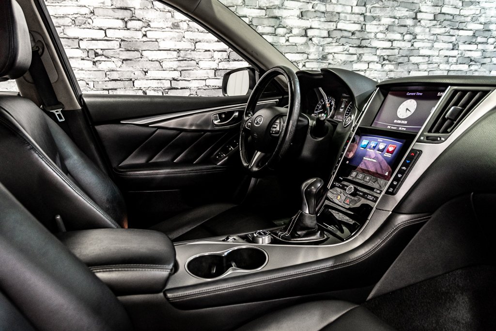 Infiniti Q50 SPORT V6 3.7L AWD CAMERA CUIR VITRES TEINTÉES 2015 à Montréal, Québec - 23 - w1024h768px