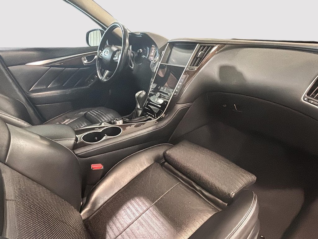 Infiniti Q50 3.0T SPORT AWD TOIT CUIR CHAUFFANTS CAM NAVI 2016 à Montréal, Québec - 13 - w1024h768px