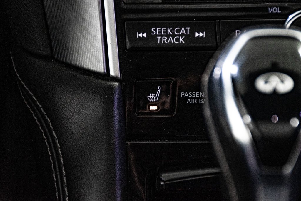 2019 Infiniti Q60 Pure Excellente Condition in Montréal, Quebec - 24 - w1024h768px