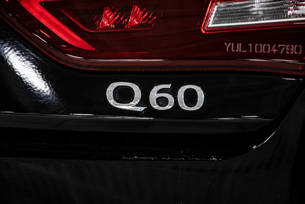 2019 Infiniti Q60 Pure Excellente Condition in Montréal, Quebec - 12 - w1024h768px