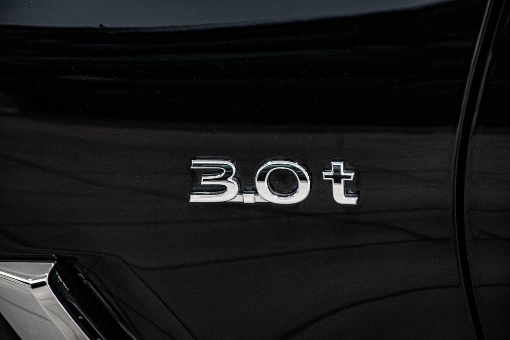 2019 Infiniti Q60 Pure Excellente Condition in Montréal, Quebec - 14 - w1024h768px